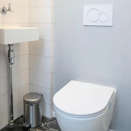 Authentic Rai Bed and Breakfast Άμστερνταμ