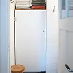 Accommodatie bij particulieren Beautiful Room In Authentic Amsterdam Apartment Rai *