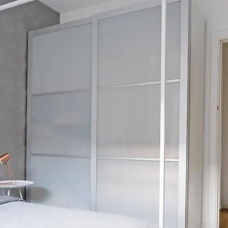 拉伊正宗阿姆斯特丹早餐加住宿旅馆 3*