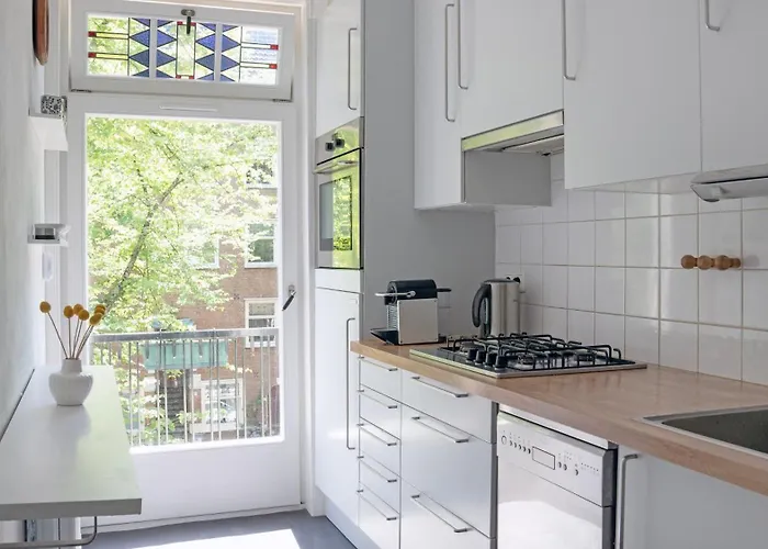 Authentic Amsterdam B&B Rai 암스테르담